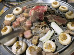 -允辛家·自助泥炉烤肉(九亭店)