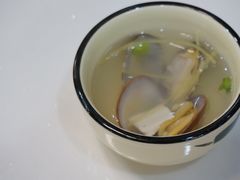 -鑫悦楼煎蟹·16年海鲜大排档