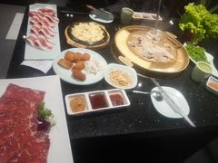 -猪啊牛呀羊啊铜盘烤肉(正大广场店)