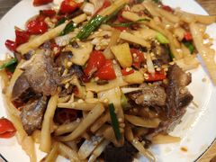 -牛八宝桂林米粉(八里庄店)