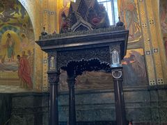 -滴血救世主教堂