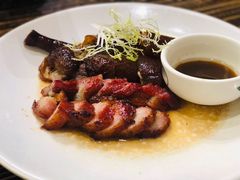 招牌烧鹅拼叉烧-猪肉婆私房菜(容桂总店)