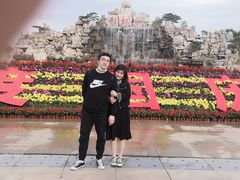 -雪山彩虹谷景区