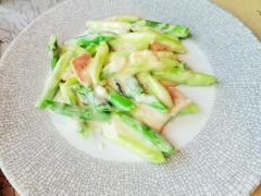 -穹六人间 people 6(岳阳路店)