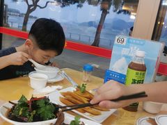 -鹏城人家海鲜酒家·23年老字号(较场尾店)