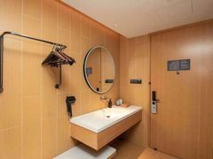 -全季酒店(成都金牛万达店)