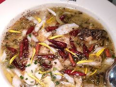 -渔语鱼酸菜鱼新川菜(来福士店)