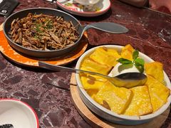 -新白鹿餐厅(湖滨银泰IN77C区店)