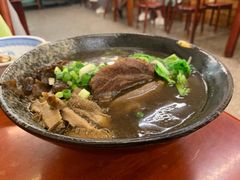 -尊品原汁牛肉面