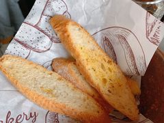 餐前欧式面包-YUE·6·西式融合餐厅(外滩六号店)