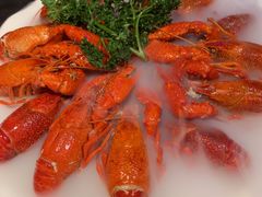 -沪小胖小龙虾(淮海中路旗舰店)