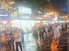 -八一路好吃街(雨田商务大厦店)