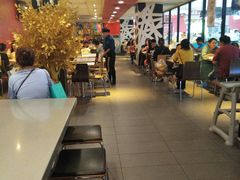 大堂-麦当劳(龙之梦购物中心店)