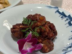 蜜汁酱小排-杭州香格里拉·香宫中餐厅