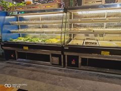 面包甜点陈列柜-钦瓦台时尚自助餐厅(银泰城店)