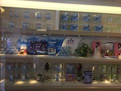 -茂昌眼镜(南京东路店)
