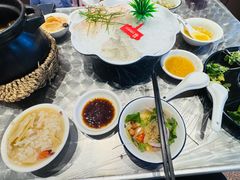 -官塘鱻鱻鱼生·潮汕生腌·砂锅粥(西马路总店)