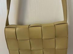 -臻新二手奢侈品回收鉴定(塘桥店)