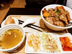 日出千层五花-熊吞·大碗丼烧肉饭(西市场嘉华店)