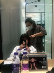 -HAIR CORNER