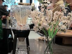 -星巴克(杭州湖滨银泰E区店)