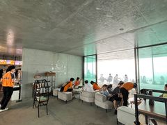 大堂-悬崖咖啡厅