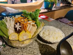 -云荷里·蒸汽石锅鱼·云南菜(中发百旺店)