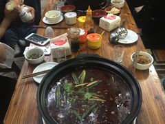 -金海椒罐罐鲢鱼(东方桂苑店)