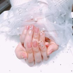 -染指坊日式美甲美睫设计中心