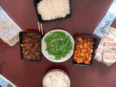 -沪上阿姨鲜果茶(华新大街店)