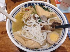 -鑫花溪牛肉米粉(东环大润发店)