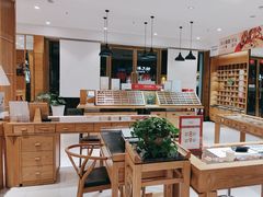 -宝丽眼镜(湖墅店)