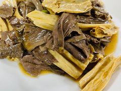 -天天向上素食餐厅(五台山店)