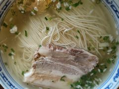 枫镇大肉面肉13面17-同得兴 Since·1995 传统苏式面馆(嘉馀坊店)