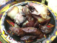 香肠腊肉拼盘-金荞麦彝家美食