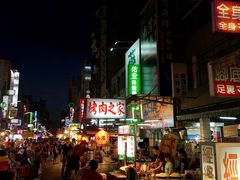 -六合夜市