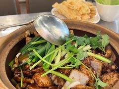 -胡须佬鸡煲四季火锅店(石厦西村直营店)