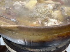 -威邵鸡煲(西华路总店)