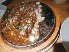 -蜜桃餐厅·伴山(湖滨商业街店)