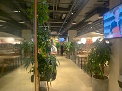 大堂-日进一片海.生腌海鲜火锅.宵夜烧烤(三里屯总店)