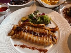 -Mogul Eatery·大亨餐酒馆