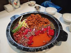 -卤校长老火锅(杨家坪直营店)