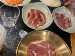 -臻牛烤肉