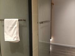 -汉庭优佳(上海恒隆广场南京西路地铁站店)