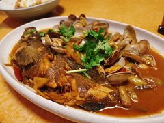 黄鱼茄子顿蚬子-小郭私房菜·海肠捞饭店(学士街店)