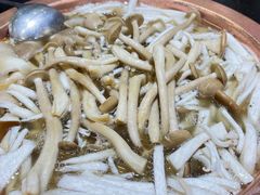 -黔阿牛菌汤牛肉粉全牛火锅(喷水池店)