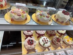 -花花卷卷·鲜食蛋糕(静安久光百货店)