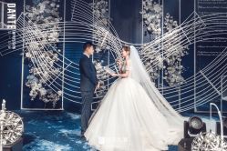 -艾米丽婚纱礼服