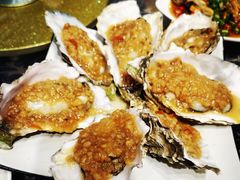 -臻鲜燕海鲜融合餐厅(金陵style店)