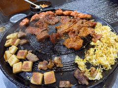 东北式烤肉-海花锅盖烧烤店(怡馨家园店)